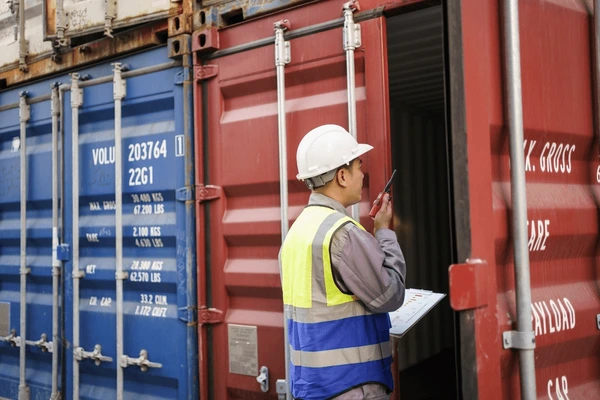 How to Choose the Right Freight Service